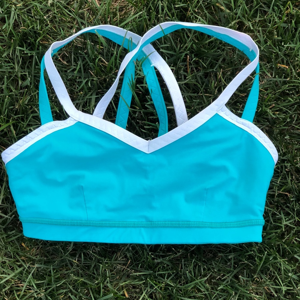 Blue lululemon energy sports bra